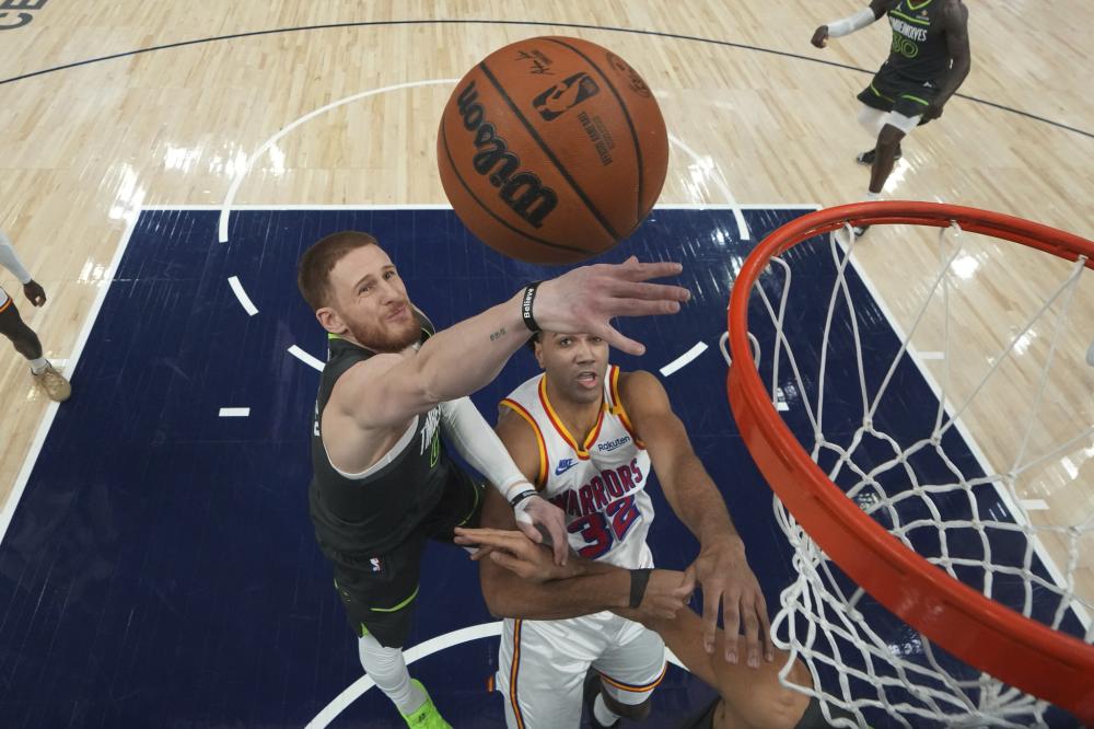 中场新援在 中场新援在