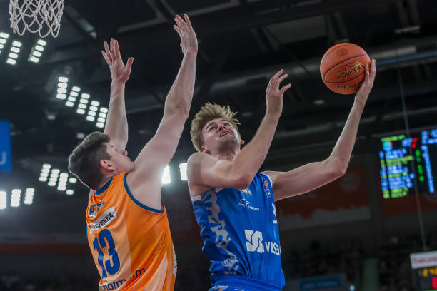 以及巴萨都 以及巴萨都